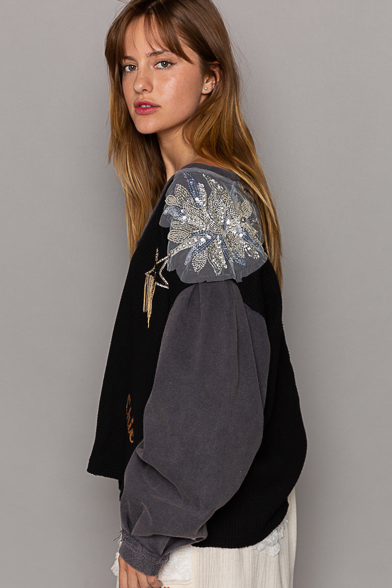 VNECK CHIC TOP W/APPLIQUED SHOULDERS & PATCHES
