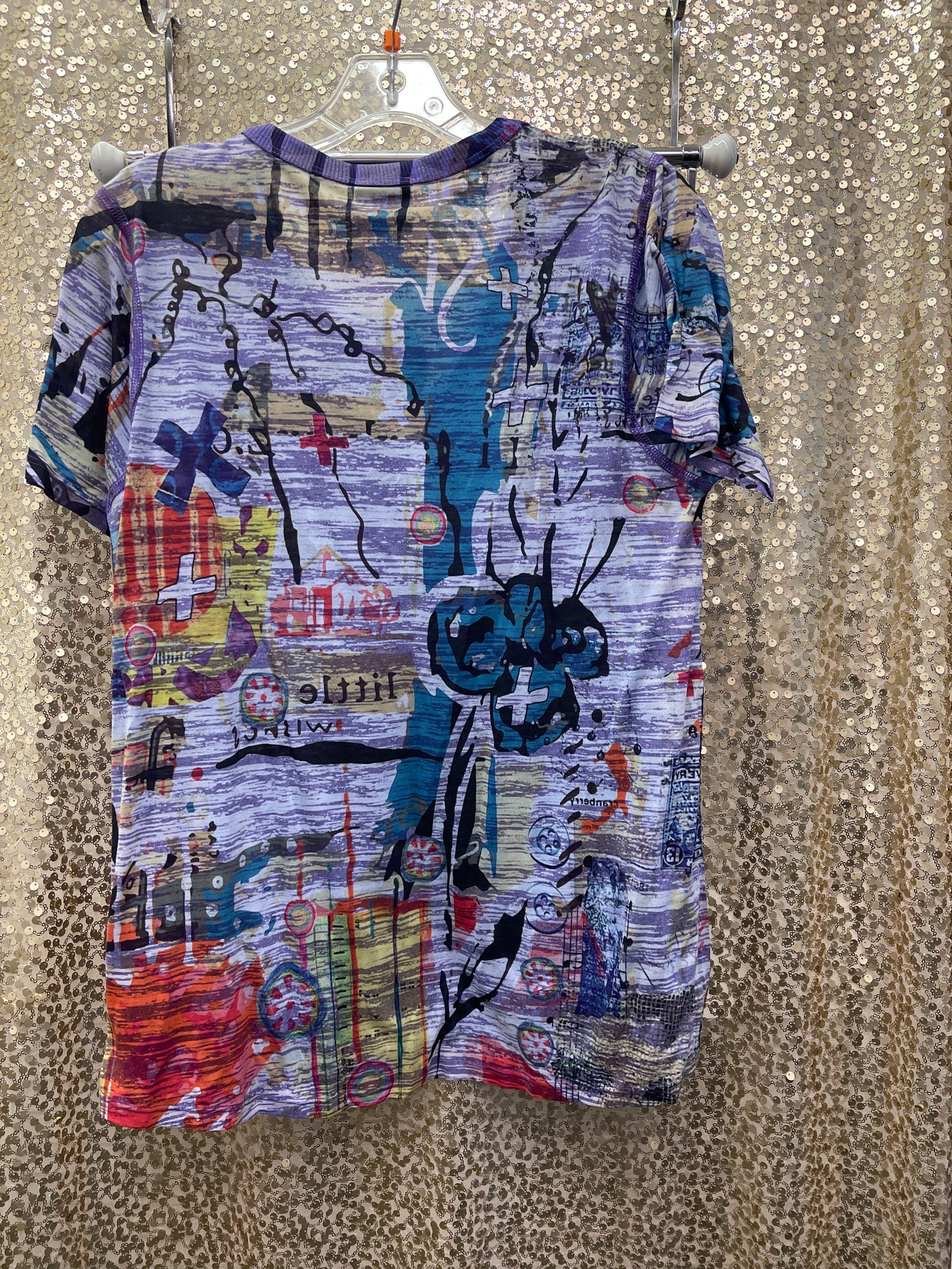 IN PURPLE LITTLE WISHES VNECK TOP
