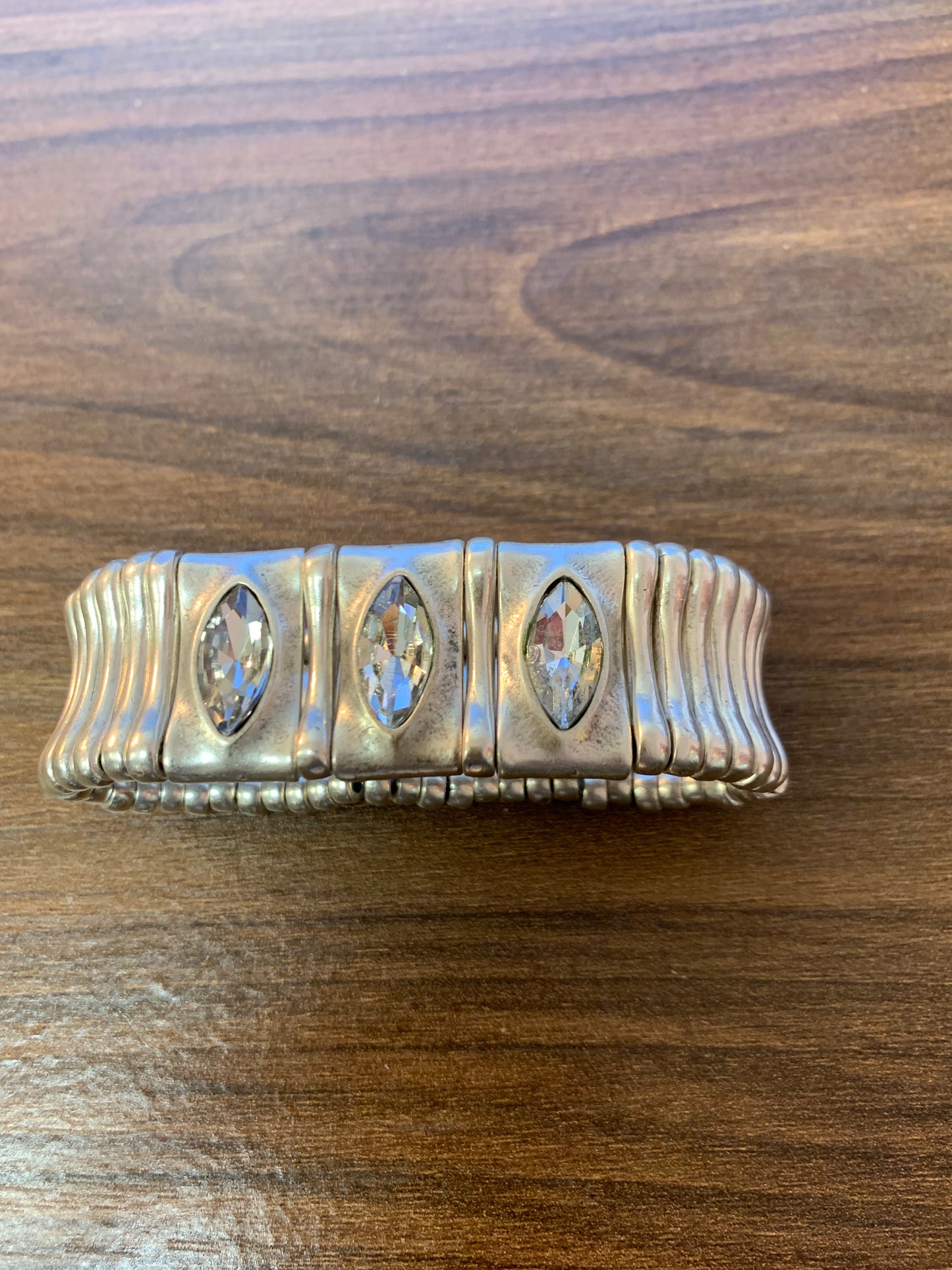 PEWTER STRETCH BR W/3 CRYSTALS