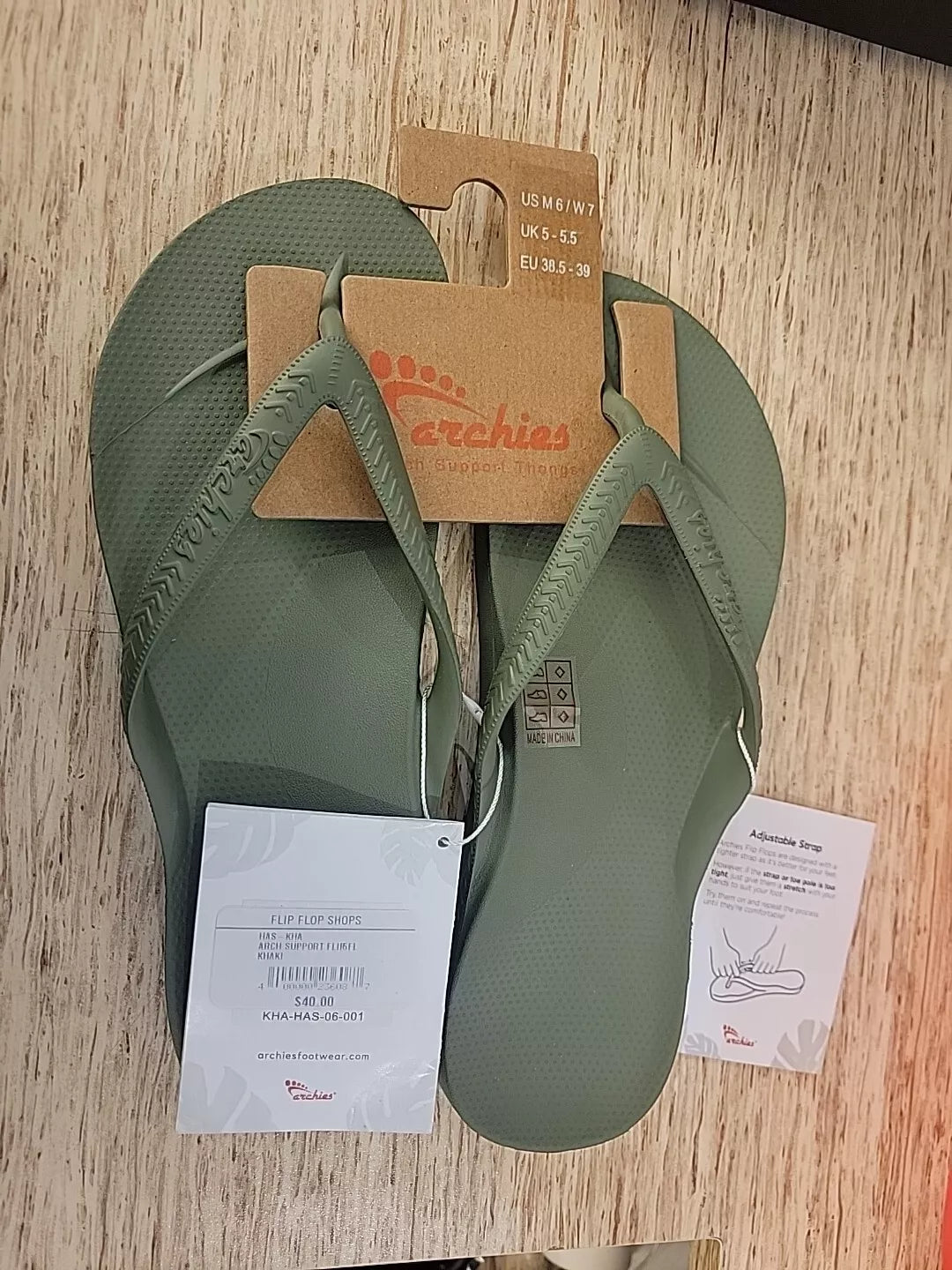 ARCHIES FLIP FLOPS
