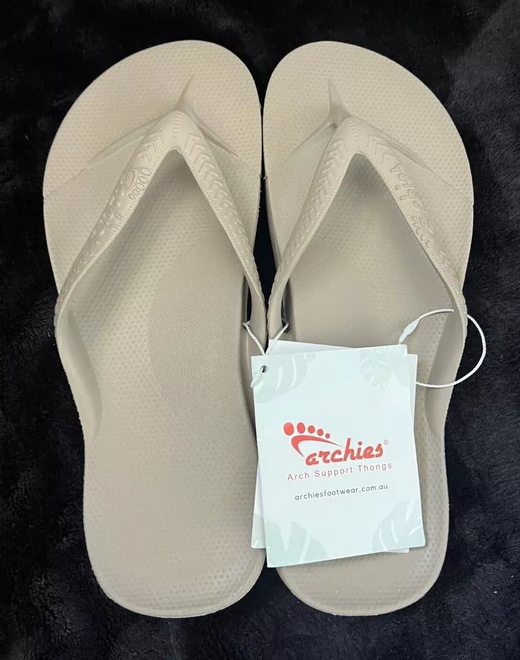 ARCHIES FLIP FLOPS